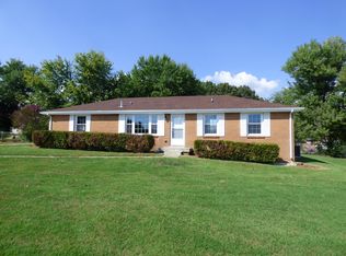 829 Lafayette Rd, Clarksville, TN 37042