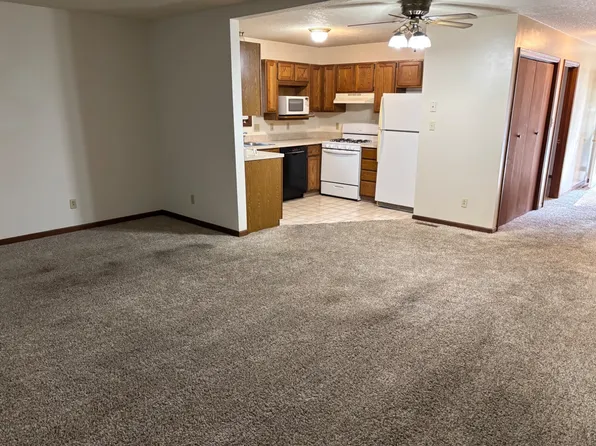 510 S Shumway St Unit 9, Taylorville, IL 62568