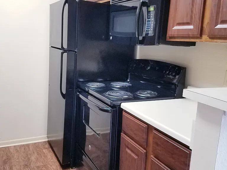 Chappell Hill Apartments — Photo 26