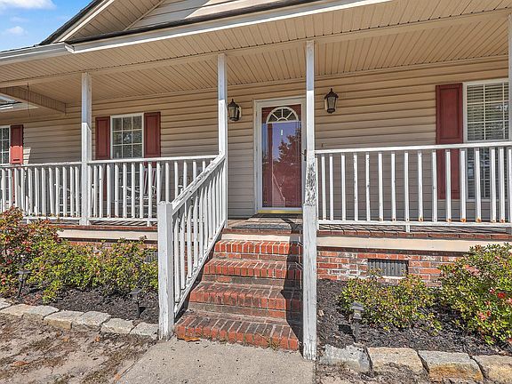 5th image of 1186 Redbud Ct