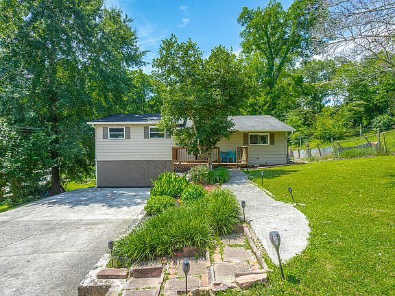 4th image of 107 Anderson Rd