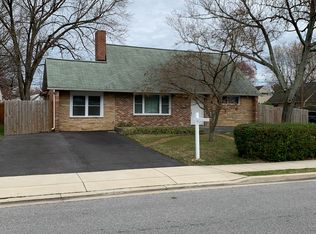 31 Country Club Dr, Glen Burnie, MD 21060