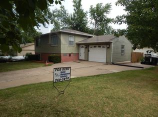 5100 SW 32nd Ter, Topeka, KS 66614