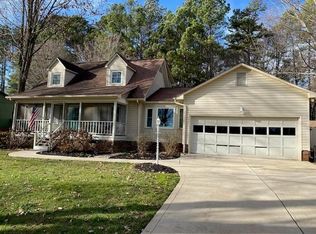 3015 Lake Shore Rd S, Denver, NC 28037