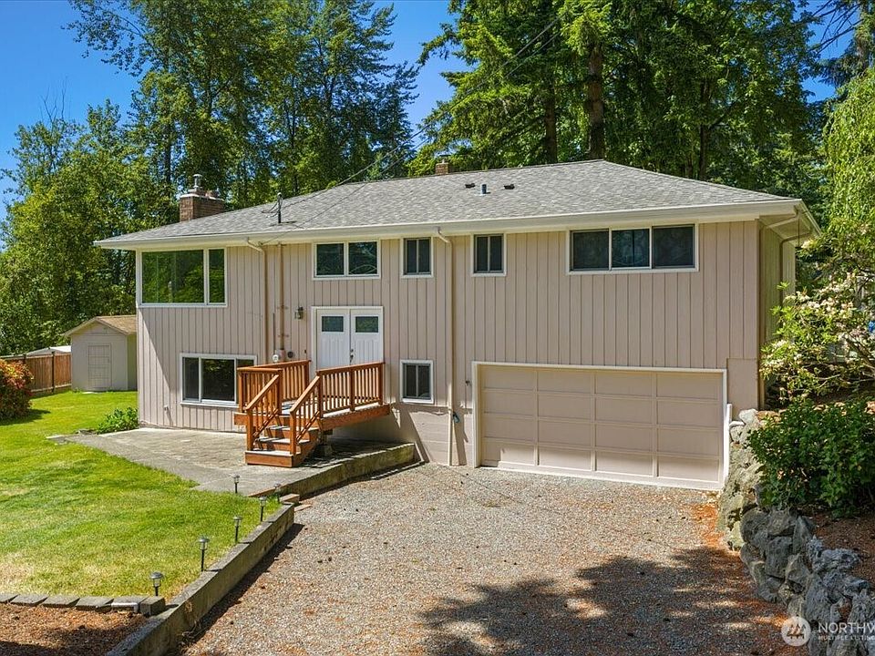 1st image of 15811 205th Avenue SE