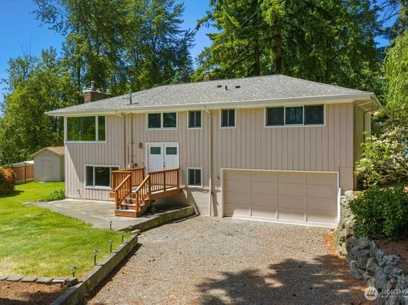 15811 205th Avenue SE, Renton, WA 98059