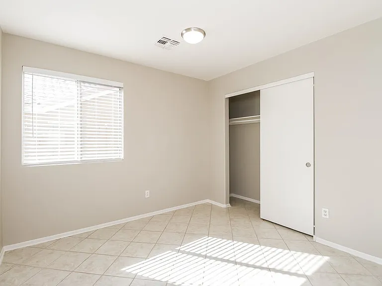 2415 E Browning Pl — Photo 13