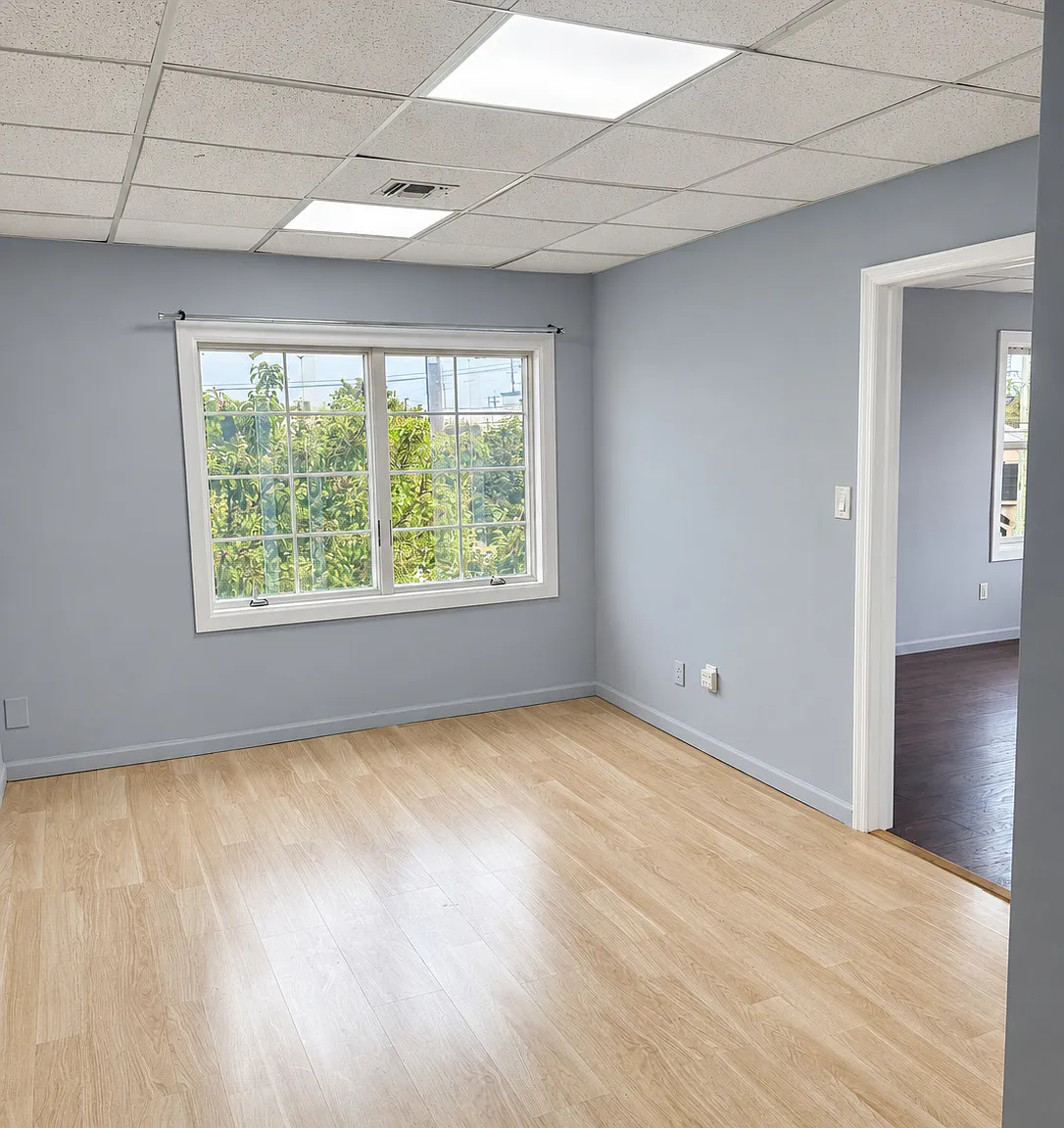 63 Grand Ave — Photo 3