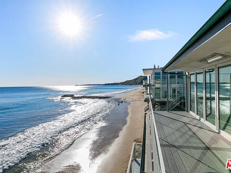 25216 Malibu Rd — Photo 10