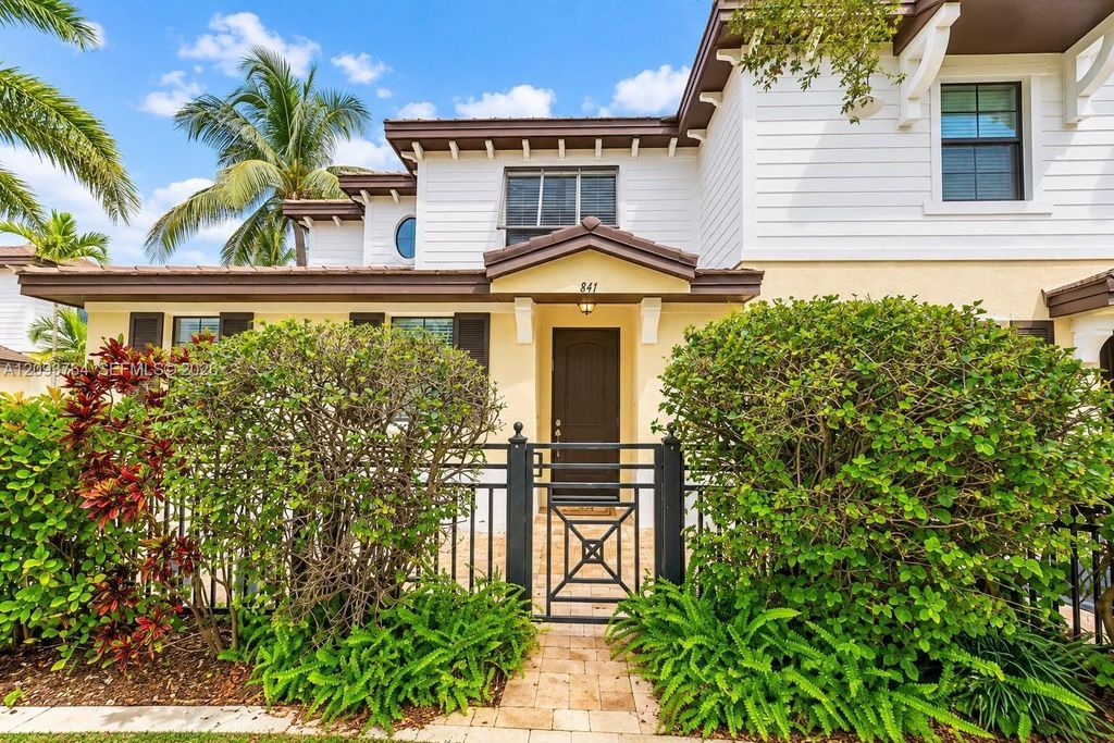 841 S Ocean Blvd, Pompano Beach