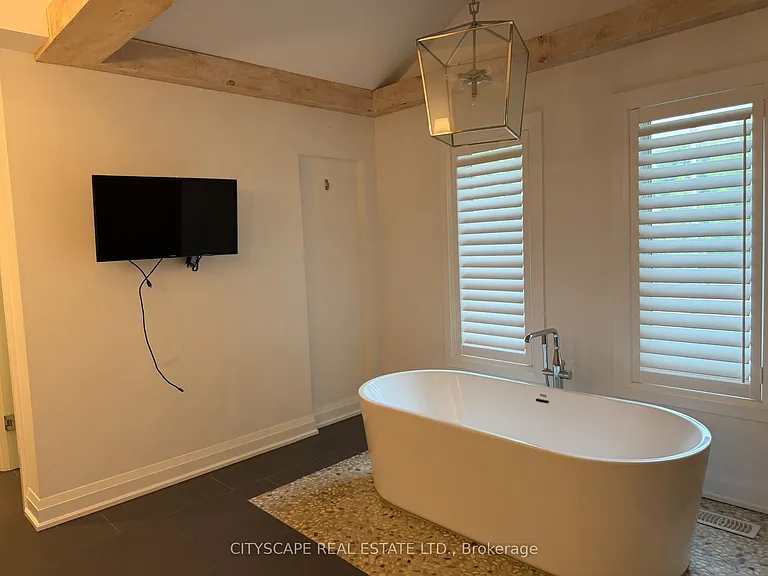 2009 Waters Edge Dr — Photo 24
