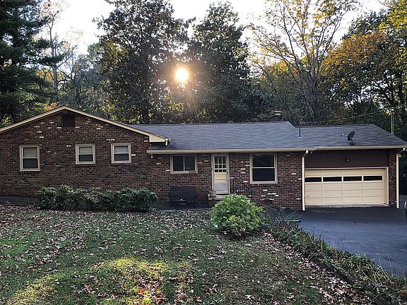 4th image of 199 Palisades Dr