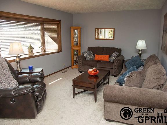 5th image of 1317 Harre Ln