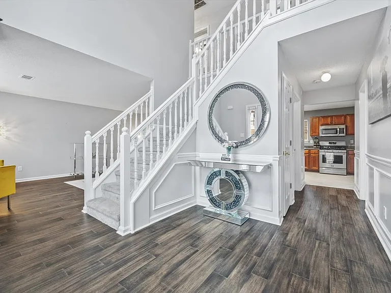 6876 Foxfire Pl — Photo 3