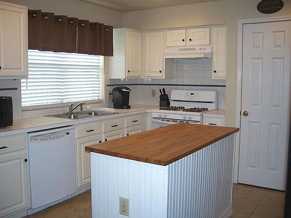 4th image of 22718 Hollow Lodge Ct