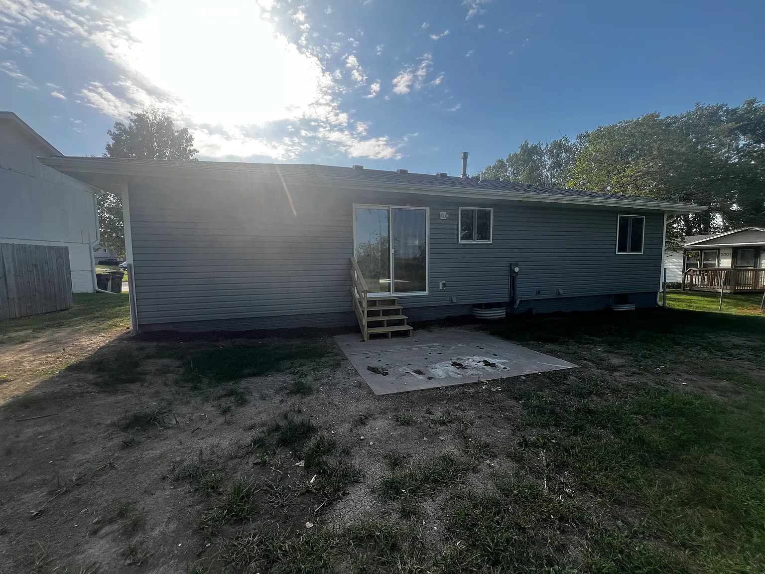 3 bed, 2800 sqft, $1,950 — Photo 3
