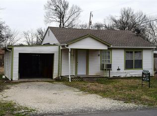 904 N Connett St, Leonard, TX 75452