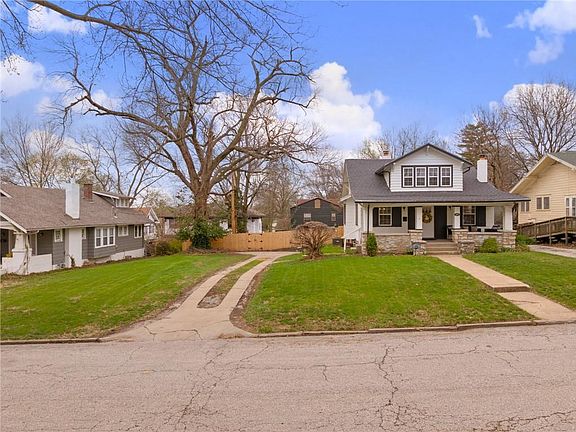 5th image of 1845 Oakland Ave
