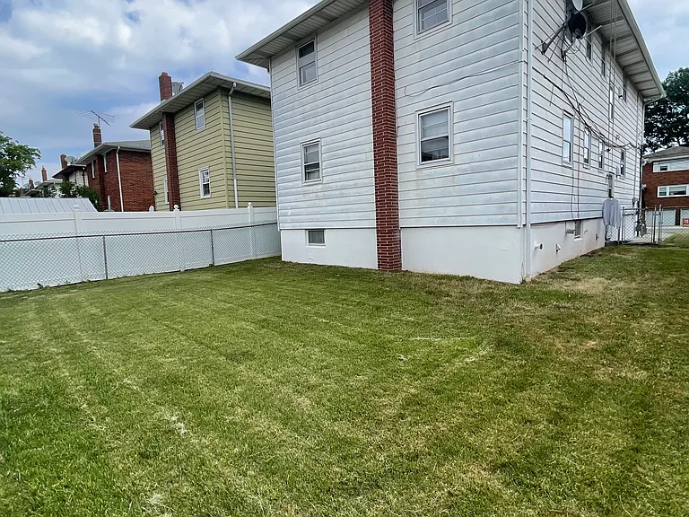 318 Kennedy Dr #2 — Photo 4