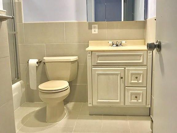 3rd image of 37 Skyline Dr APT 7