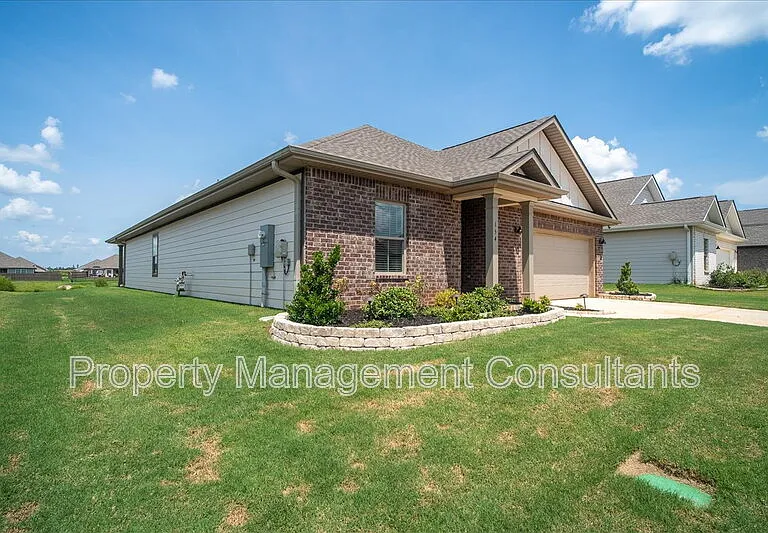154 Lillian Farms Blvd — Photo 3