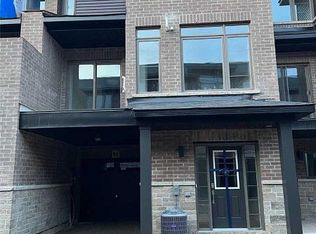 575 Woodward Ave #81, Hamilton, ON L8H 0B3