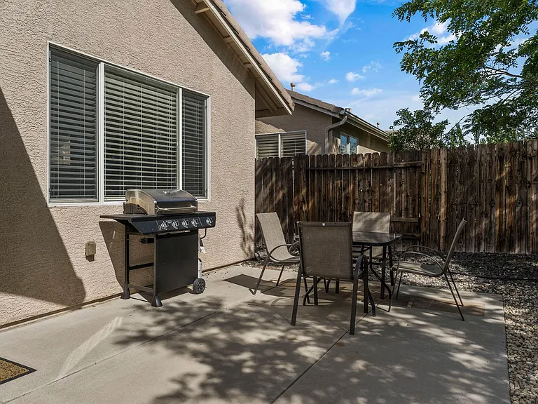 10640 Arbor Way — Photo 28