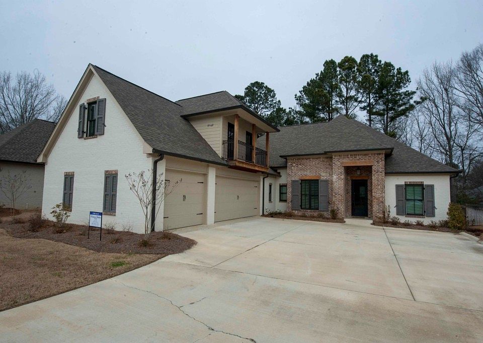 1st image of 112 Ironwood Plantation Blvd