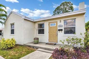 Home For Sale In Tarpon River
