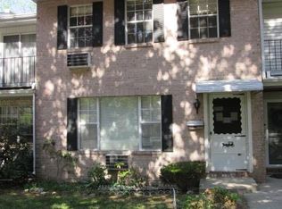 19 Surrey Ln #C, Torrington, CT 06790