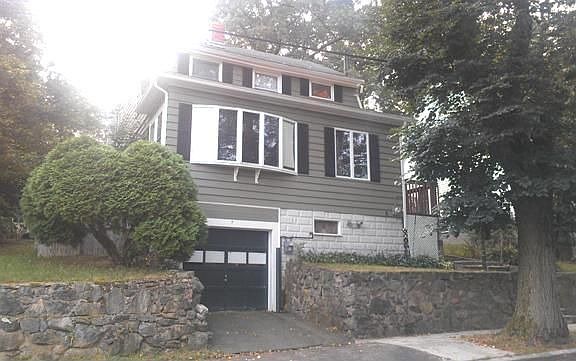2nd image of 7 Piedmont St