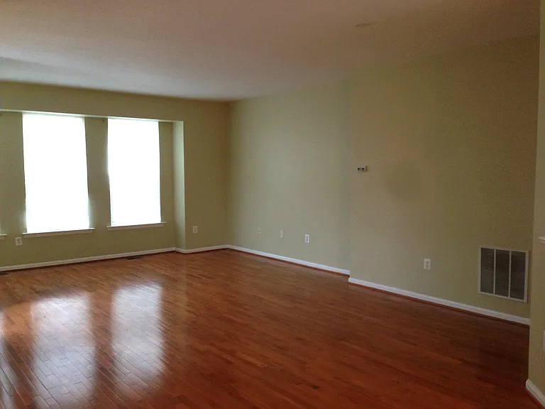 21480 Rusty Blackhaw Sq — Photo 2