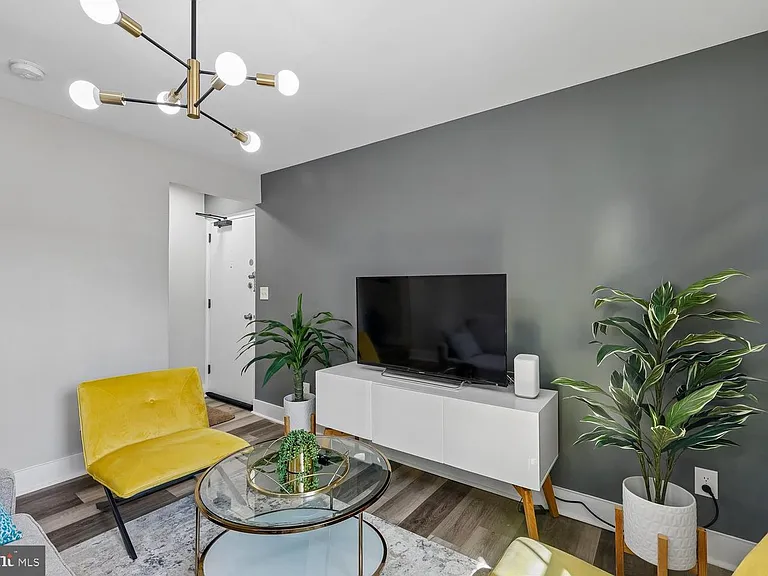 2107 Fort Davis St SE #301 — Photo 5
