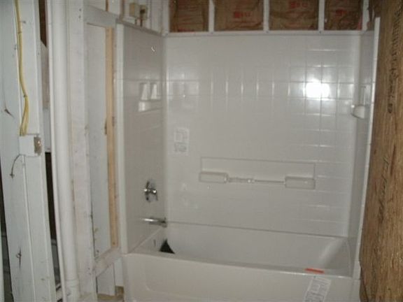 3rd image of 3696 E 106th St
