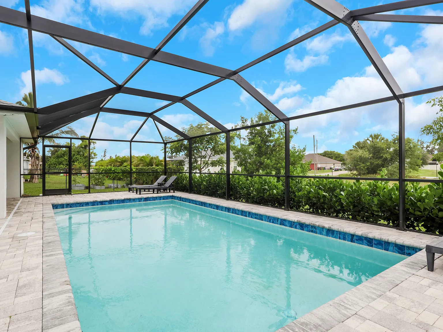 4 bed, 1767 sqft, $4,000 — Photo 2