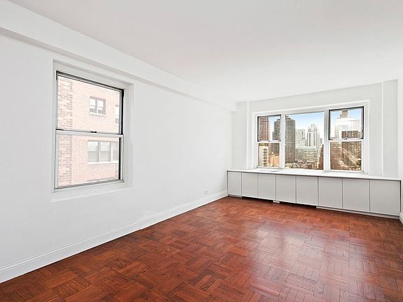 4th image of 440 E 79th St APT 17A