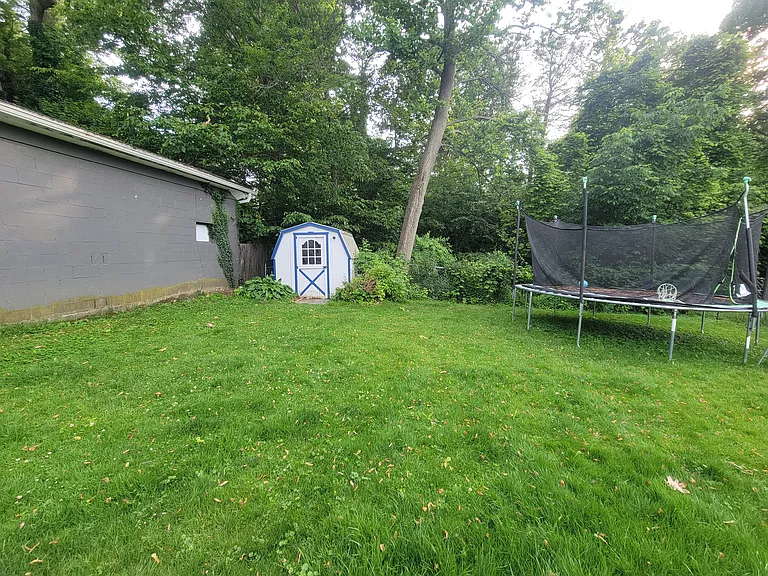 238 Forest Dr — Photo 10