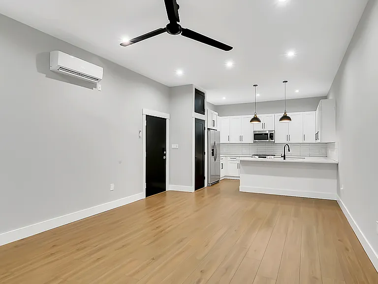 1225 Washington Blvd #B — Photo 8