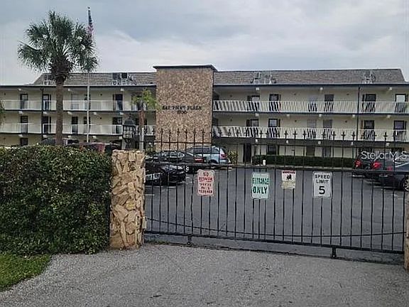5th image of 6100 12th St S APT 222