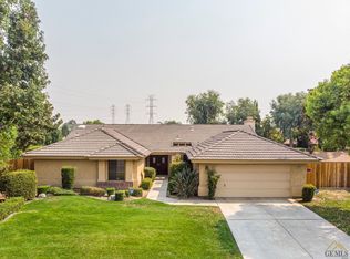 8501 Oak Branch Ave, Bakersfield, CA 93311