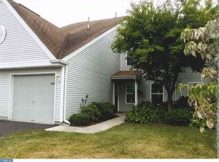 345 Birch Hollow Dr, Bordentown, NJ 08505