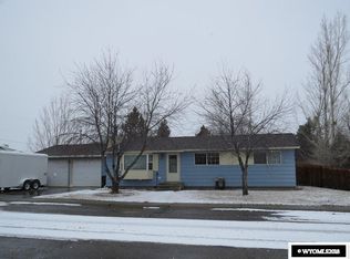 690 Wood St, Lander, WY 82520