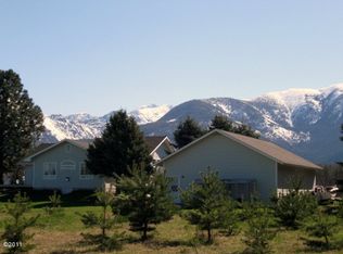 905 Swan Horseshoe Dr, Bigfork, MT 59911