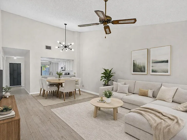 6184 SE Georgetown Pl — Photo 9