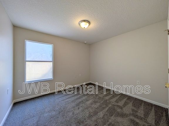 5th image of 8315 Oden Ave