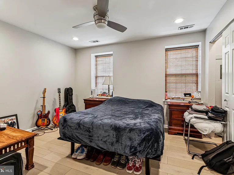 1007 Dickinson St #2 — Photo 7