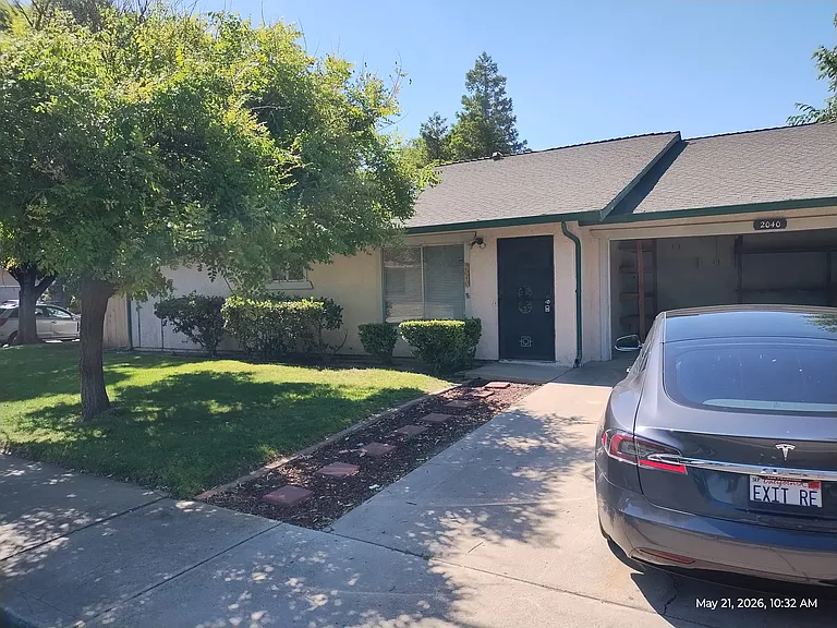 2040 W Rumble Rd #2040 — Photo 1