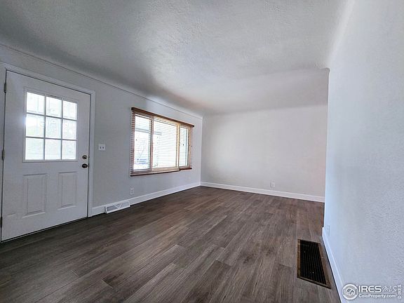 3rd image of 2085 Carr St