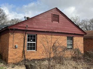 547 Gilleas Rd, Memphis, TN 38109