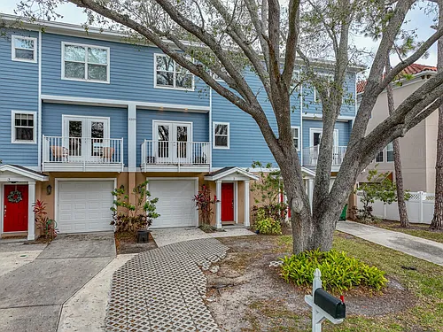 3209 W Horatio St #2 Photo 1